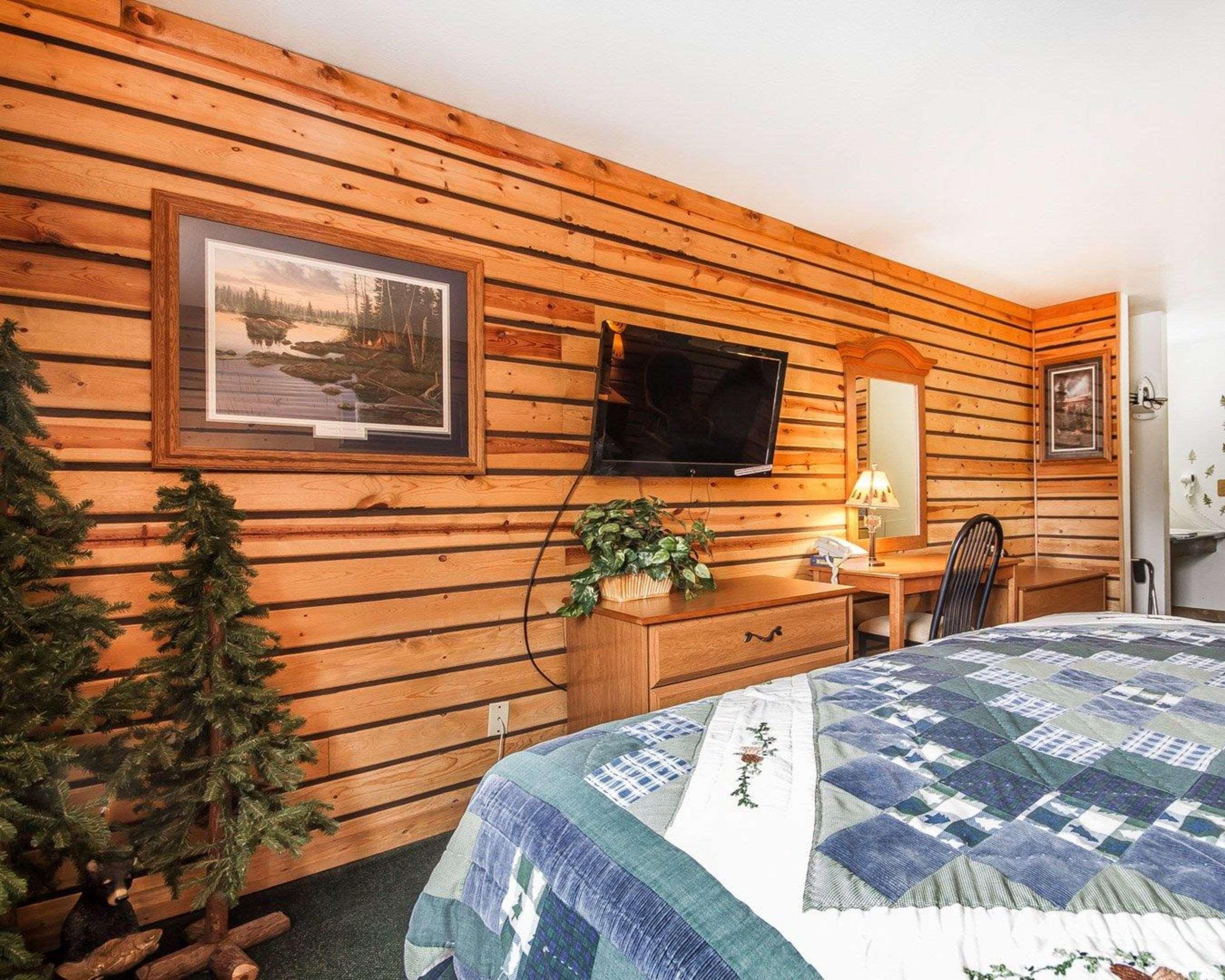 Rodeway Inn & Suites Madison East Eksteriør billede