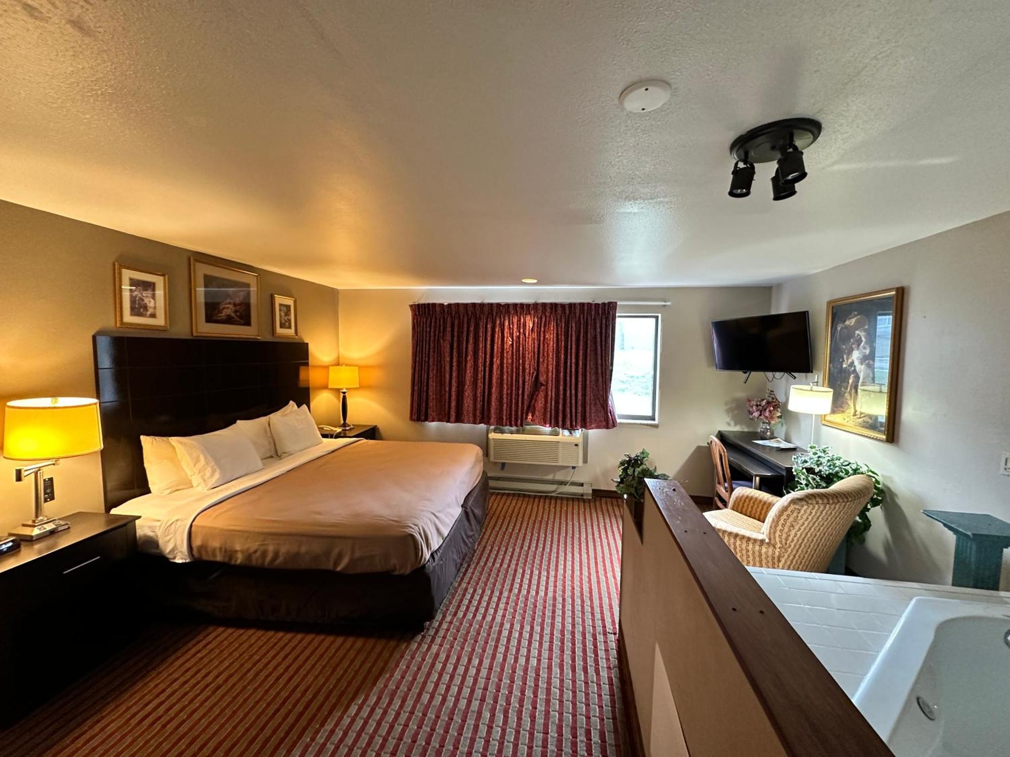 Rodeway Inn & Suites Madison East Eksteriør billede