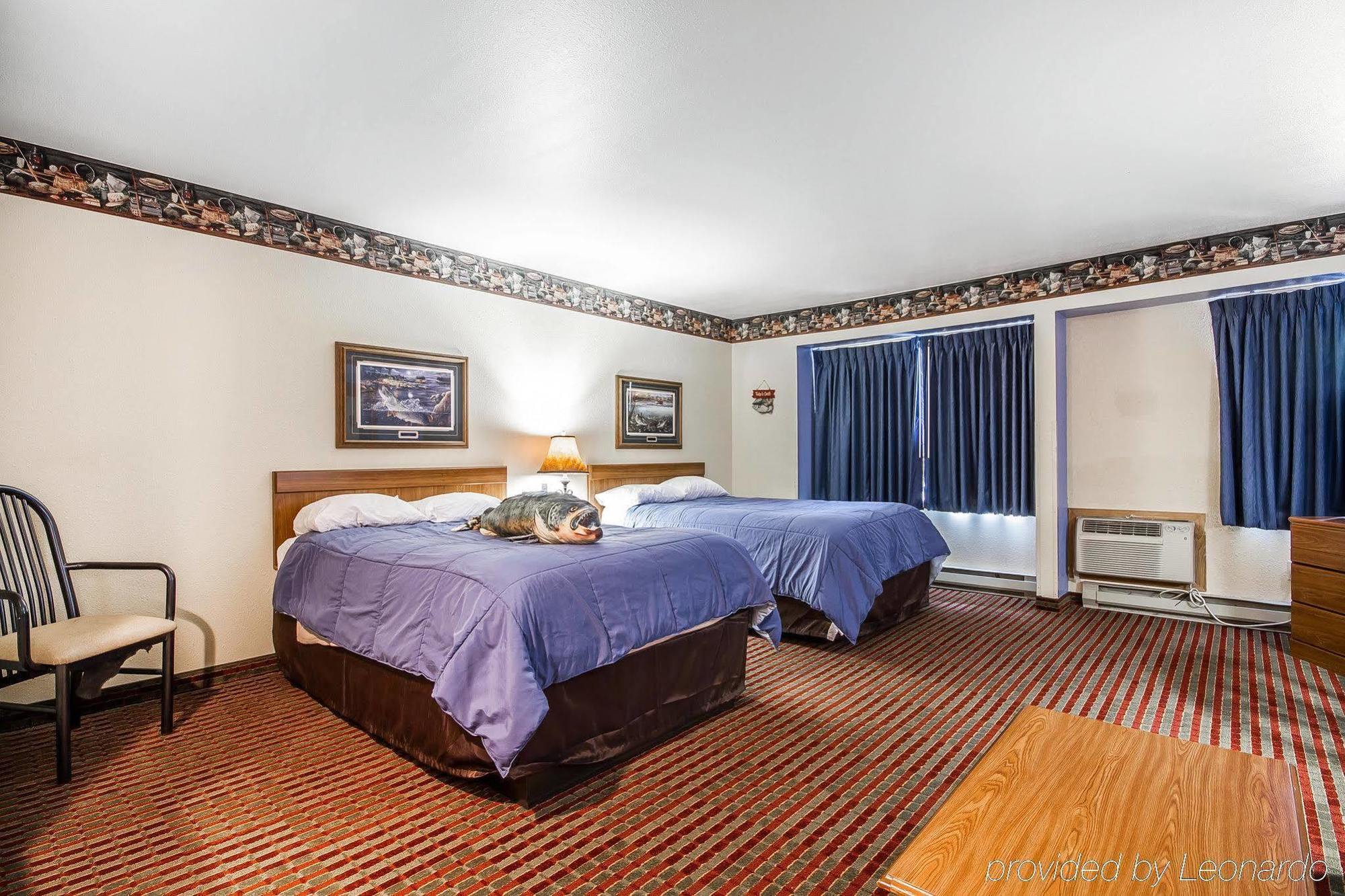 Rodeway Inn & Suites Madison East Eksteriør billede